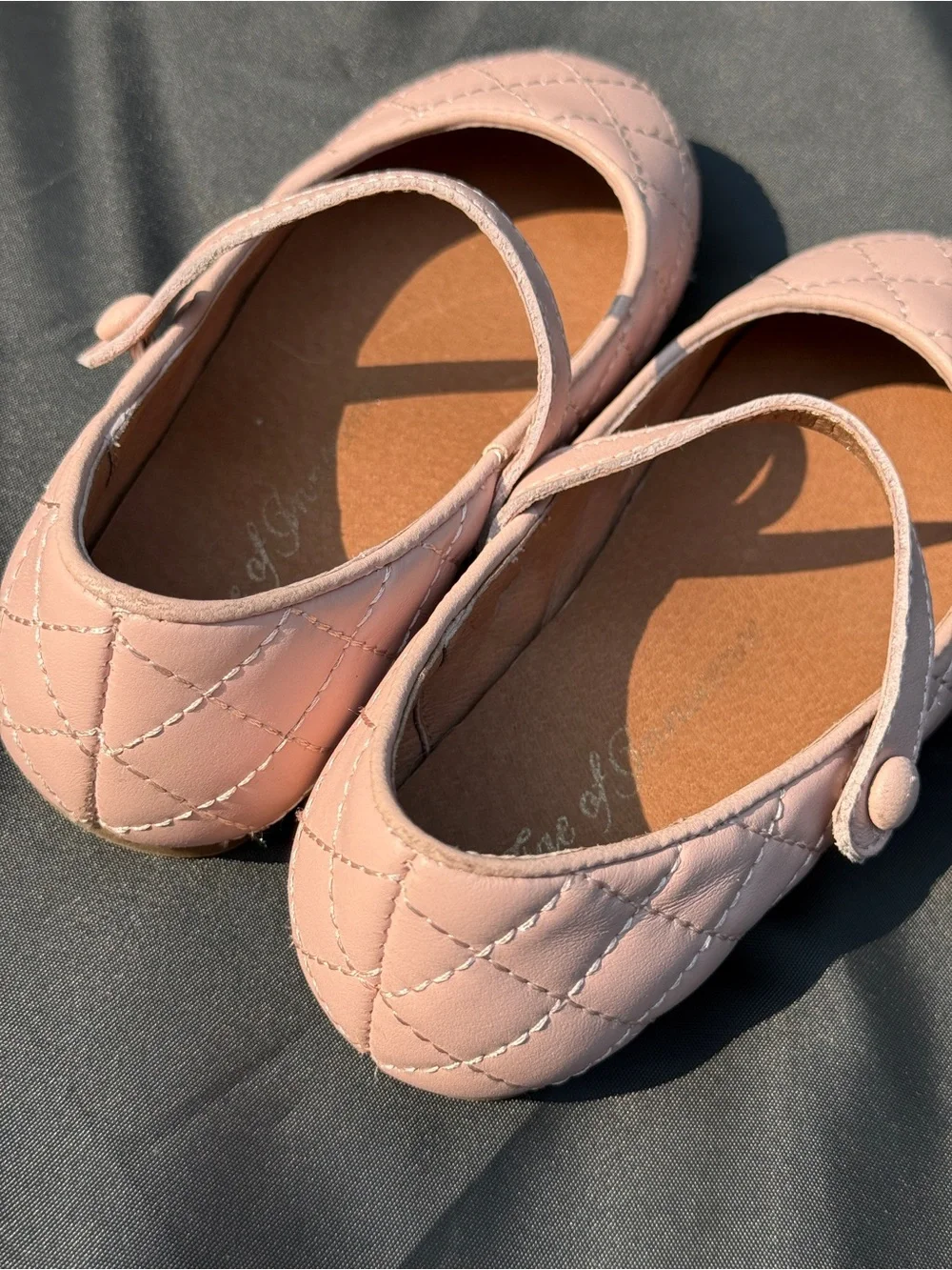 AOI  Age Of Innocence sz 29 shoes COCO PINK SHOES